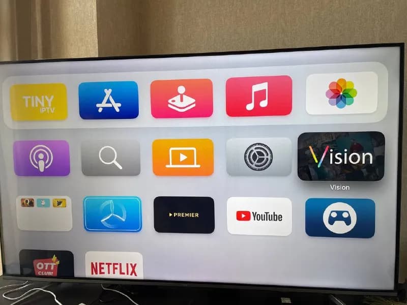 1. В связи с переездом продаю Телевизор TCL 65’ 4k, покупали за 2400 лари, продаю за 1100. В отлично — Тбилиси — 2 400 ₾