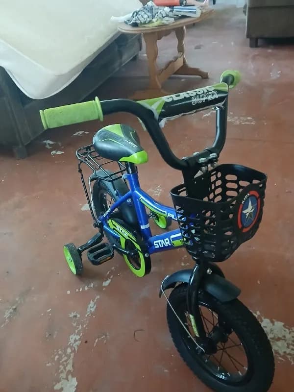 Pradaiotza za 100 lari adin — Батуми — 100 ₾
