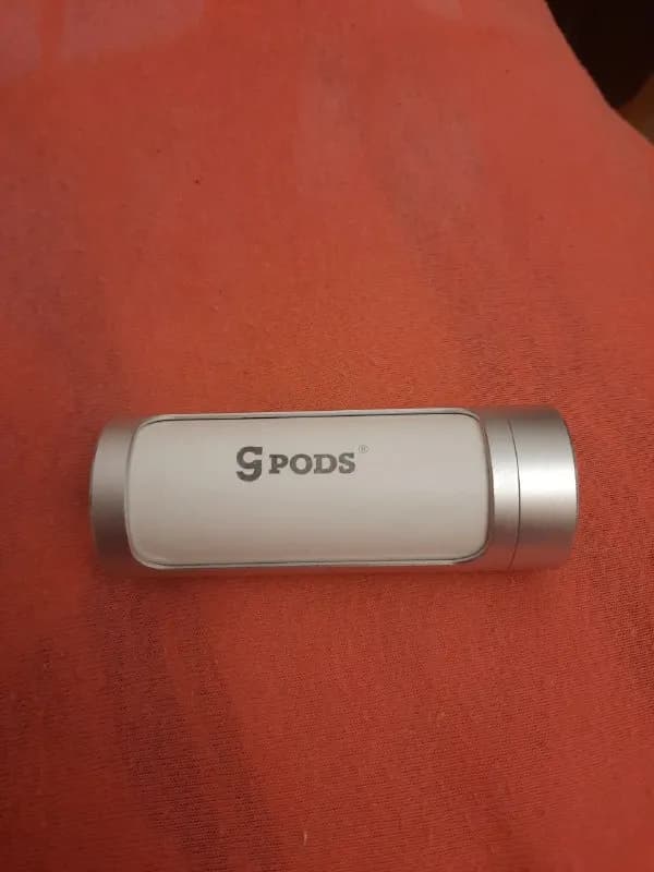 CGPods X за 100 лари (новые стоят 170), в пользовании год, состояние хорошее, звук отличный. Сабурта — Тбилиси — 100 ₾