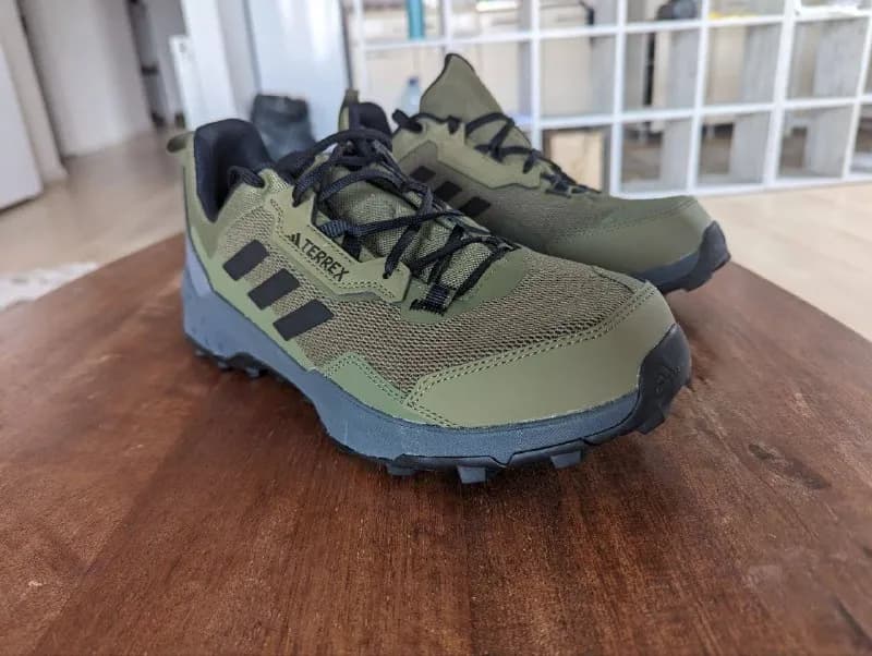 Adidas terrex AX4 (идеальны для хайкинга, ароматизированная подошва) — Тбилиси — 220 ₾