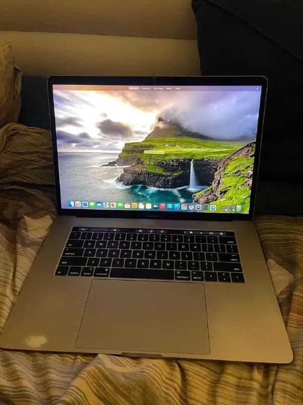 MacBook Pro 2016 15 inch — Тбилиси — 2 ₾