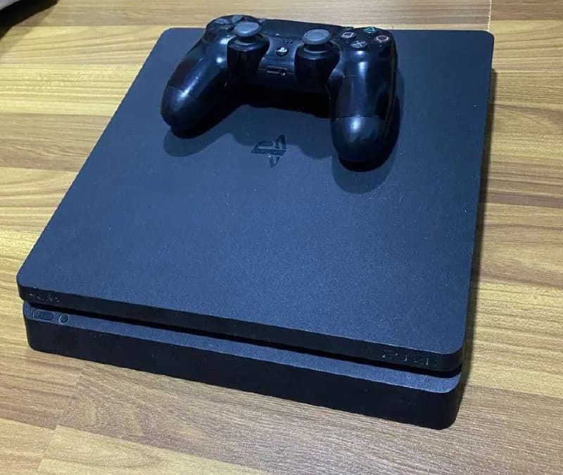 PlayStation 4 Slim 512 — Батуми — 512 450 ₾
