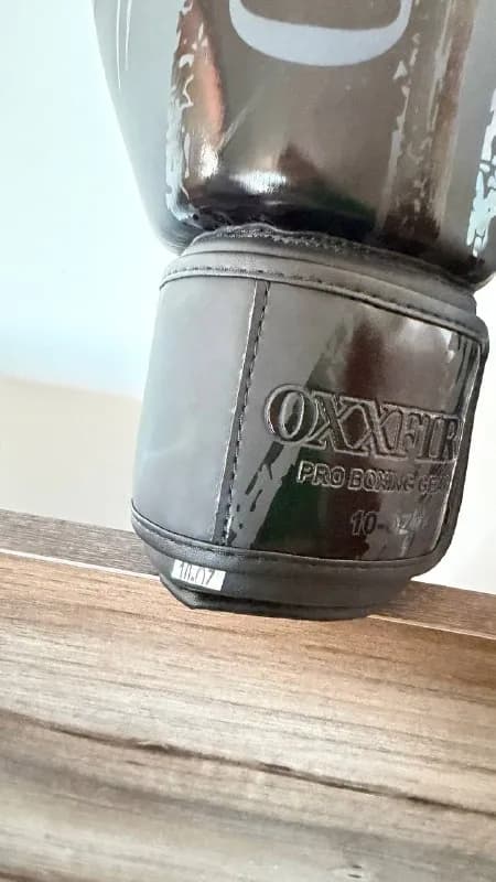10 OZ — Батуми — 40 ₾