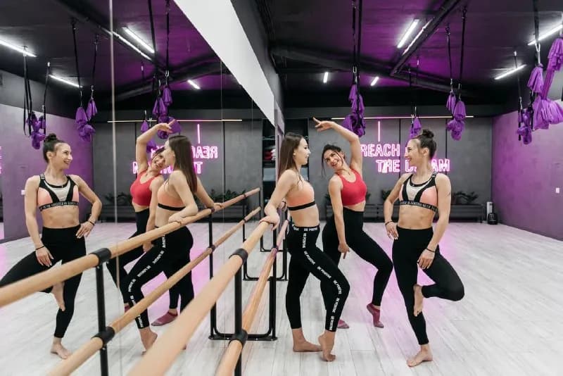 LADY STRETCH ищет энергичного тренера-профессионала! — Тбилиси
