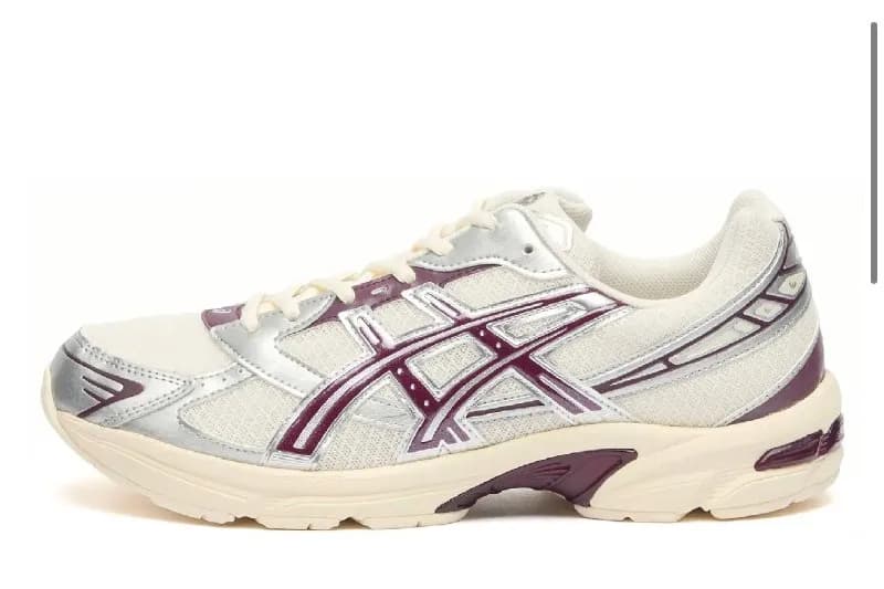 ASICS, новые, 38 размер, не подошли по размеру, 260 лари, торг — Батуми — 260 ₾