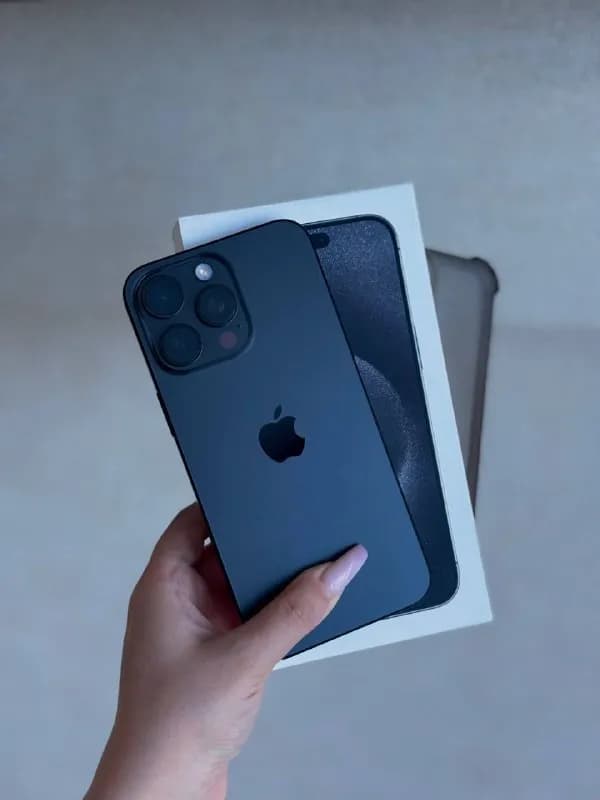 iPhone 16 Pro 🖤 — 2000 лари — Батуми — 2 000 ₾