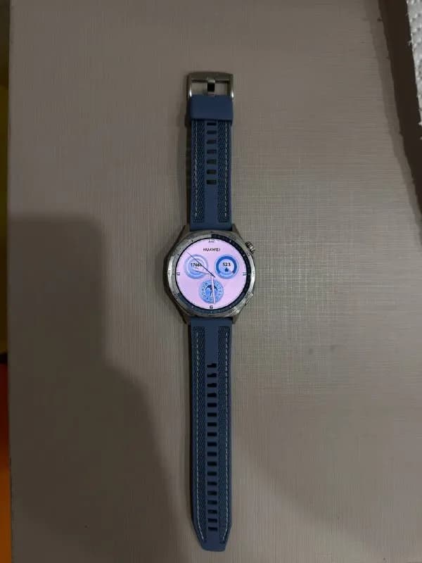 Huawei GT 5 46 mm blue — Батуми — 350 ₾