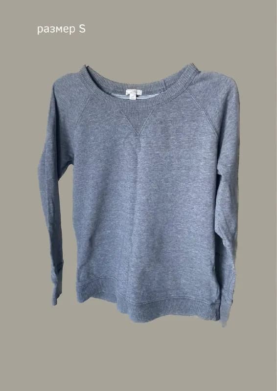 1. Свитшот GAP, размер S — 30 лари — Тбилиси — 30 ₾
