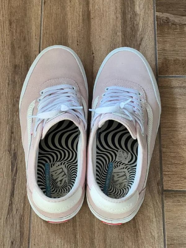 Vans кеды, светло розовая замша. — Тбилиси — 43 150 ₾