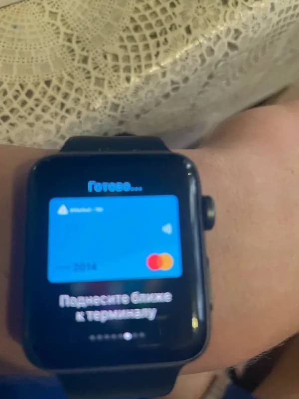 apple 🍏 Watch ⌚️ series 2 42 mm в идеальном состоянии в комплекте зарядка и коробка цена 200 лари — Тбилиси — 200 ₾