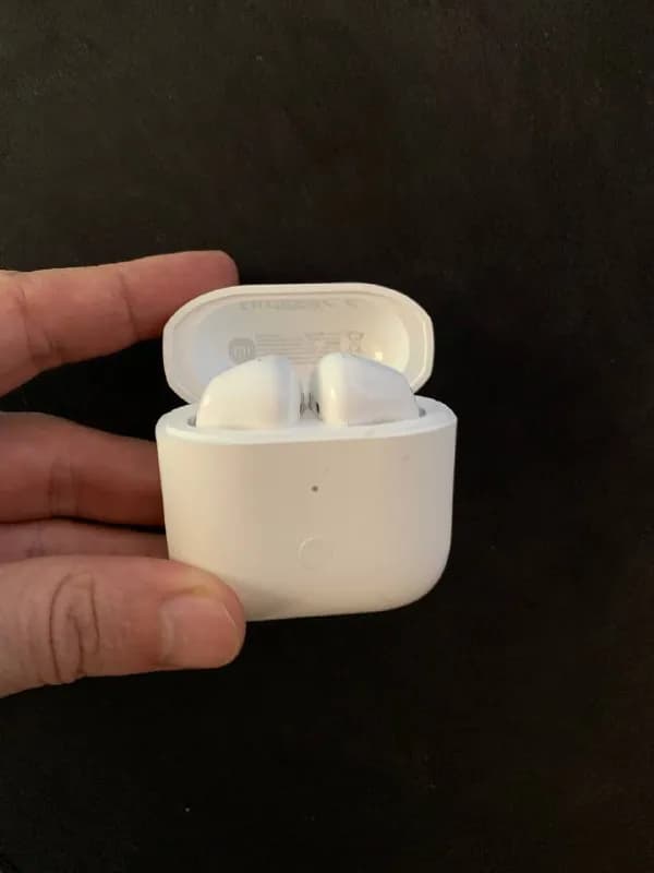 Redmi buds 3 — 50 лари, покупались за 109, коробка, чек, гарантия — Тбилиси — 50 ₾
