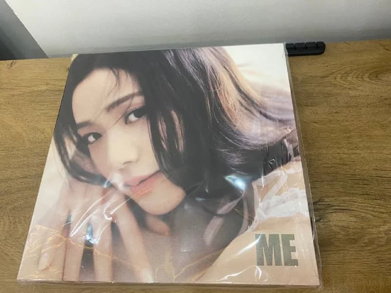 Jisoo Blackpink ‘Me’, лимитированная версия, больше не выпускается — Тбилиси — 300 ₾