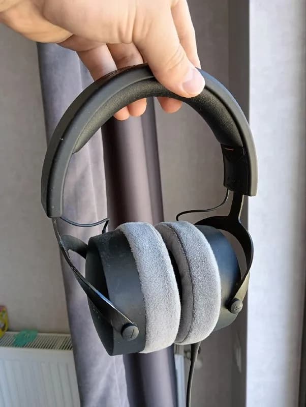 Beyerdynamic DT 700 PRO X, в комплекте только провод — Тбилиси — 500 ₾