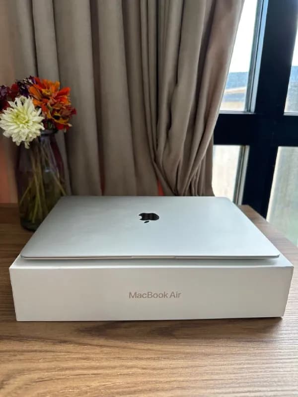 Macbook air m1 (256gb/8gb) — Тбилиси — 1 750 ₾