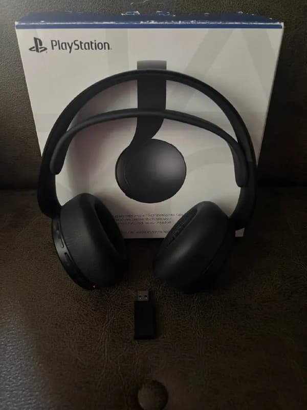 Sony pulse 3d в отличном состоянии. Коробка, usb, провода все в комплекте — Тбилиси — 150 ₾