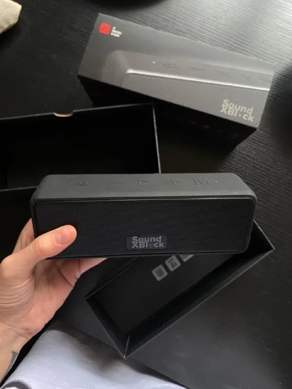 sound x block, звук отличный, приятно слушать, колонка вывозит очень круто для своей цены. — Тбилиси — 120 ₾