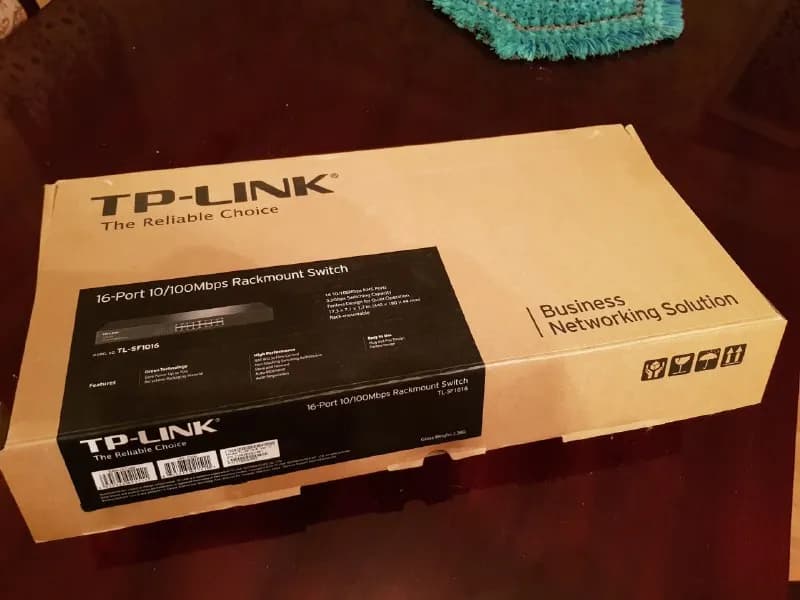 TpLink TL-sf1016 — Тбилиси — 100 ₾