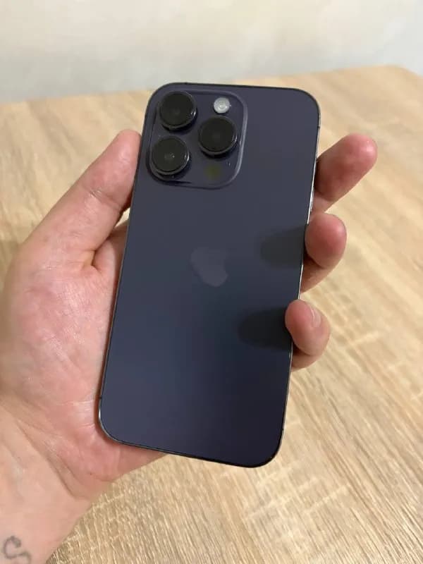 iPhone 14 Pro — Батуми — 850 ₾