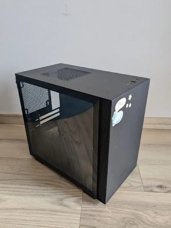 mini-ITX компьютерный корпус NZXT H210i — Тбилиси — 180 ₾