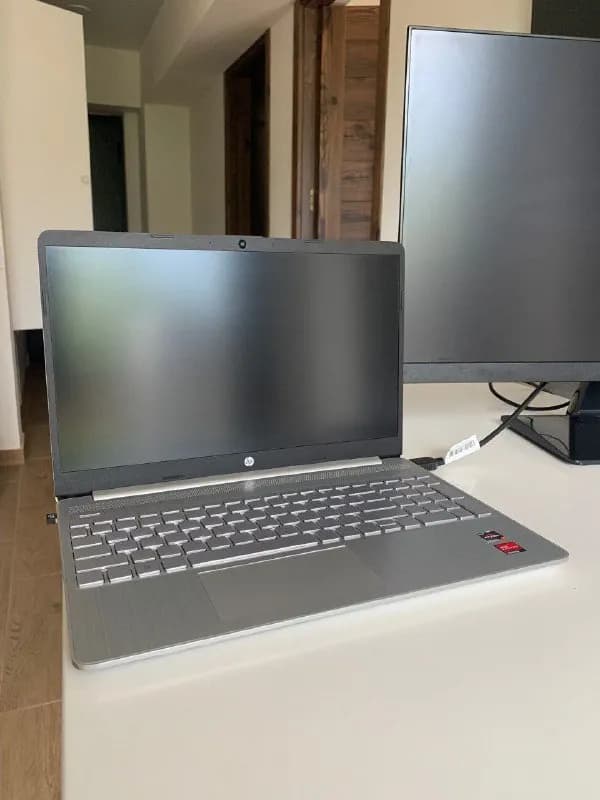 HP Laptop 15s — Тбилиси — 530 $
