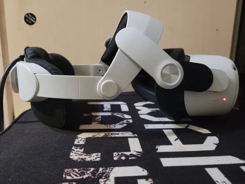 oculus quest 2. Продаётся шлем с улучшеным крепление на голову, втором крепление на лицо, защита — Тбилиси — 600 ₾
