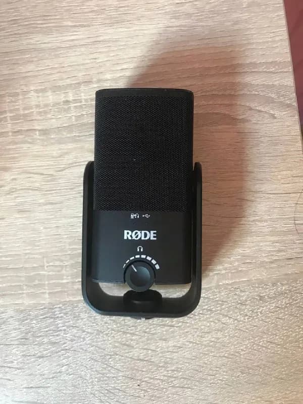 RODE NT-USB mini. цена 200 лари, провод usb идёт в комплекте — Тбилиси — 200 ₾