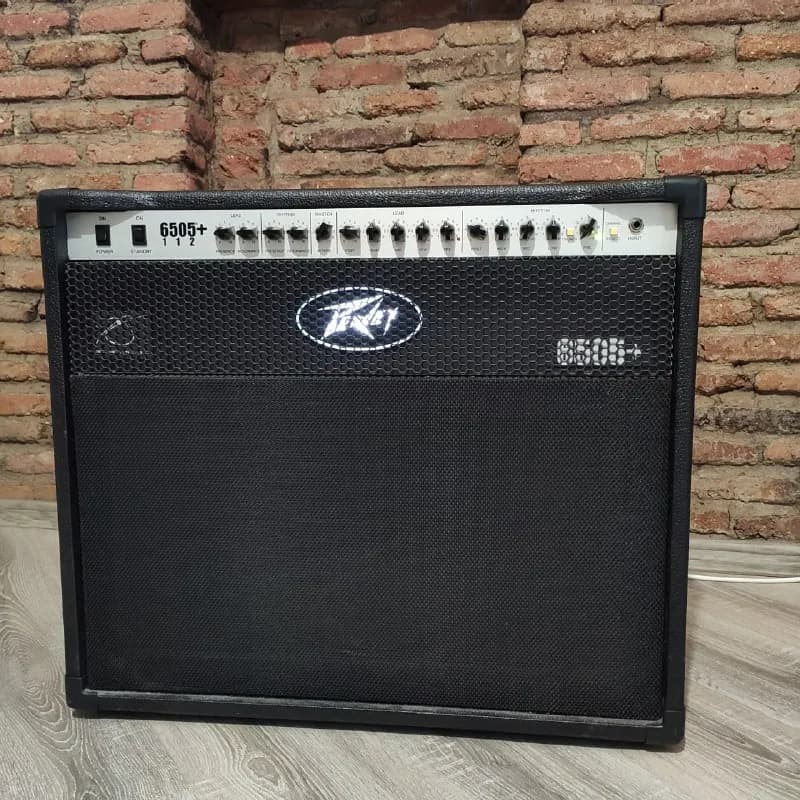 1. Ламповый комбик Peavey 6505+ 60W. Отличное состояние, домашнее использование. 2000 лари. — Тбилиси — 2 000 ₾