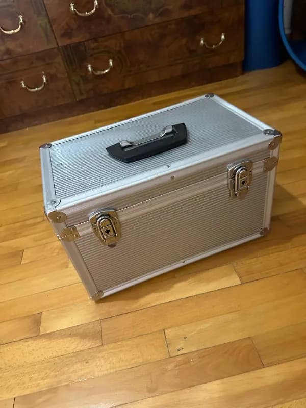 39×24×23 — Тбилиси — 2 310 ₾