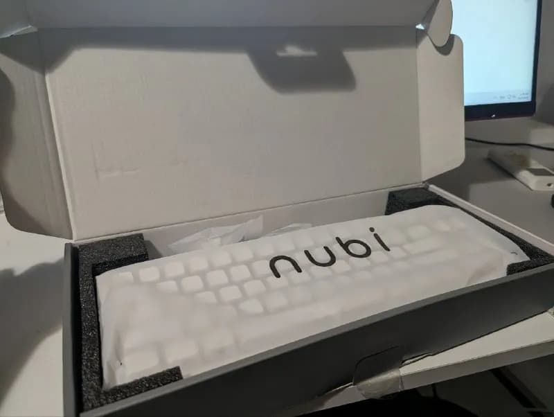 NUBI NK68 HE White. — Батуми — 200 ₾