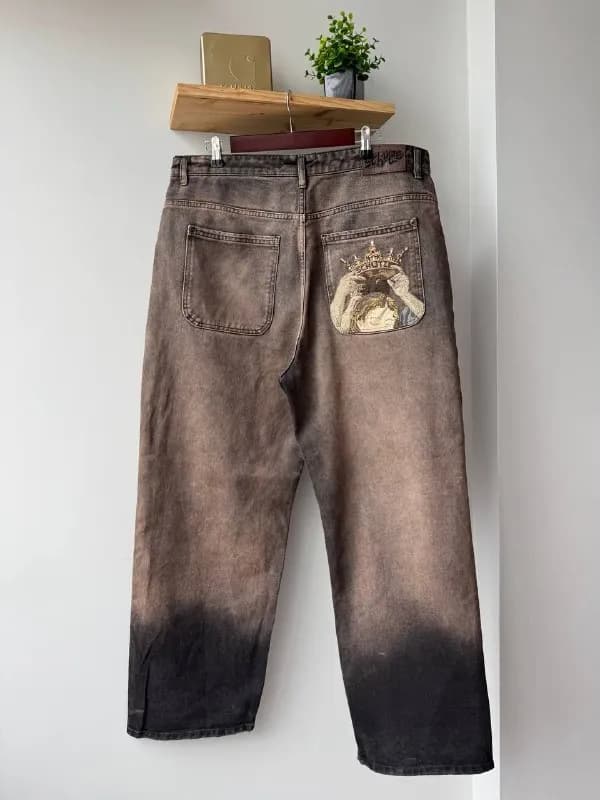 Derschutze — Батуми — 220 ₾