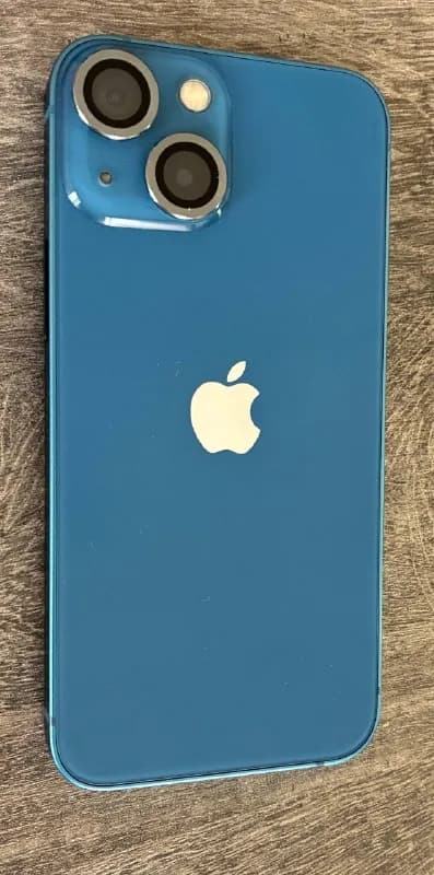 iPhone 13 mini 256 GB — Батуми — 700 ₾