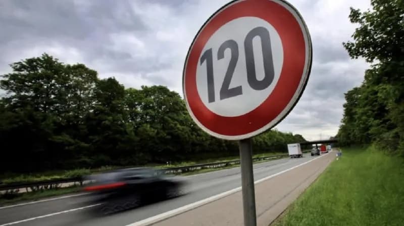 1 мая 2026 года, но уже через несколько месяцев было принято решение их пересмотреть. — Батуми — 50 ₾