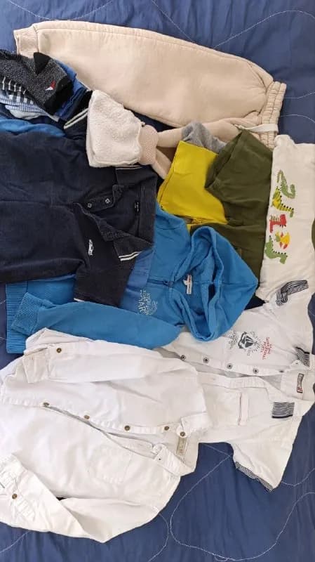 110-116: штаны утеплённые, рубашка Zara, поло, пижама, футболка, шорты, кофта на молнии и др. Размер — Батуми — 15 ₾