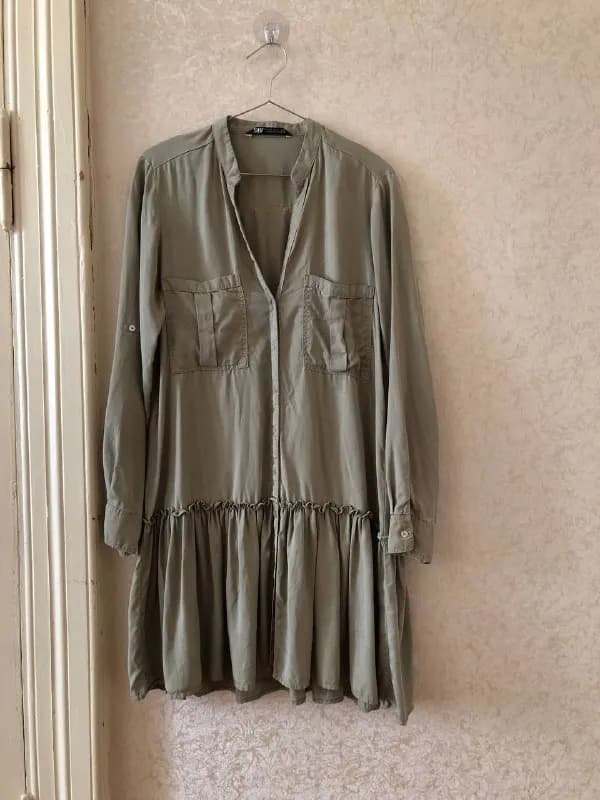 1. Платье Zara размер S, 20 лари — Тбилиси — 20 ₾