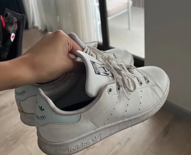 STAN SMITH. В очень хорошем состоянии, надо только помыть и шнурки постирать) всё остальное отлично. — Тбилиси — 60 ₾