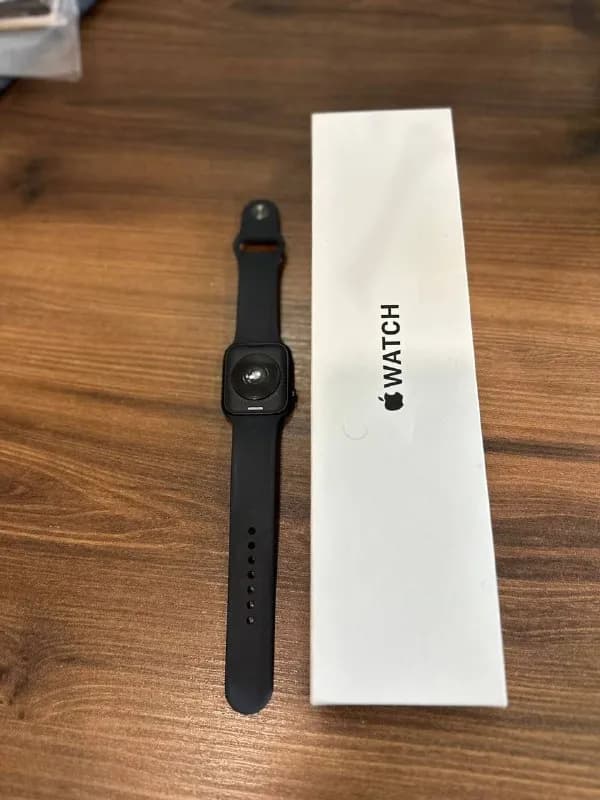 apple watch SE 2 44 mm space grey — Тбилиси — 900 ₾