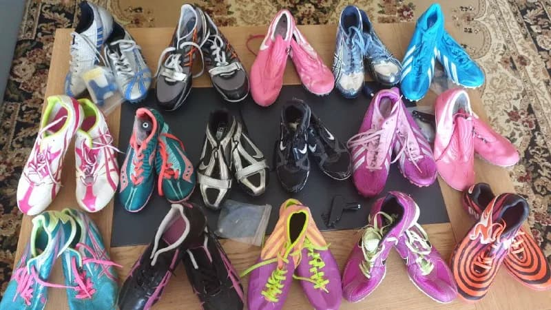 Puma, ASICS, ADIDAS, NIKE, размеры разные от 33 до 40го, б/у, в отличном состоянии. Цена 50 лари. — Тбилиси — 50 ₾