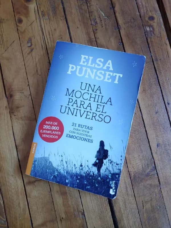 1) Книга на испанском — 9 лари — Тбилиси — 9 ₾