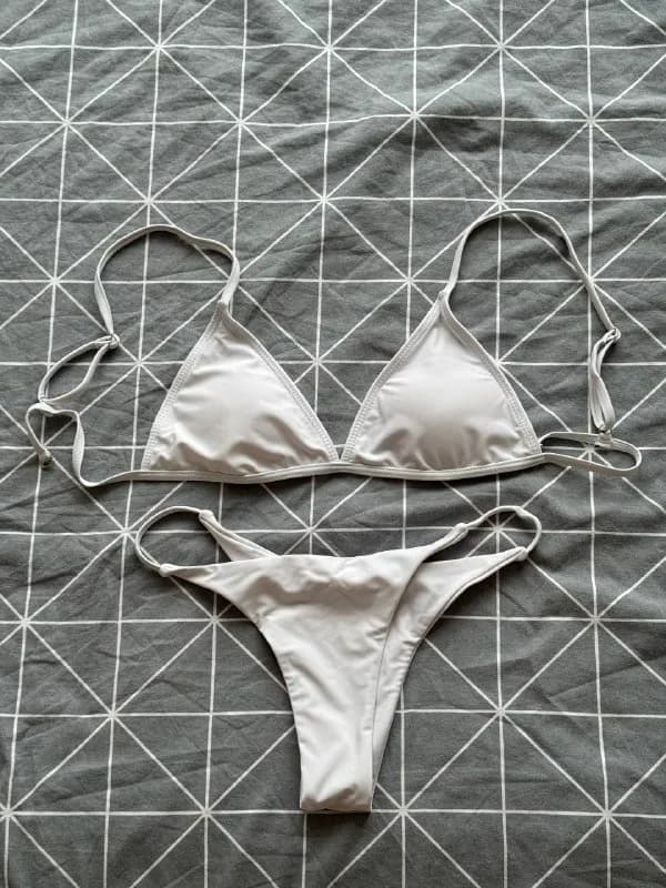 2 купальника 🏷️ 15 лари — Батуми — 15 ₾