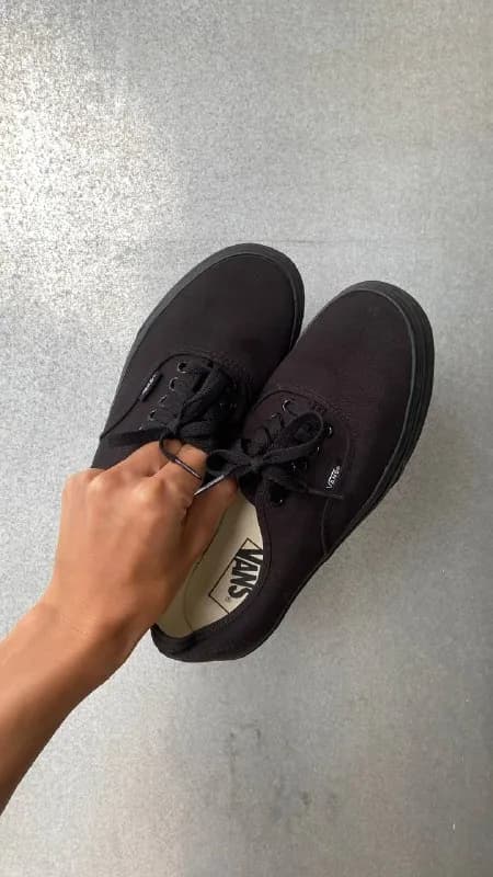 Vans Authentic — Тбилиси — 100 ₾