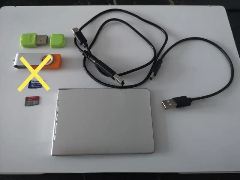 cardholder с RFID защитой (визитница) — 10лари — Батуми — 10 ₾