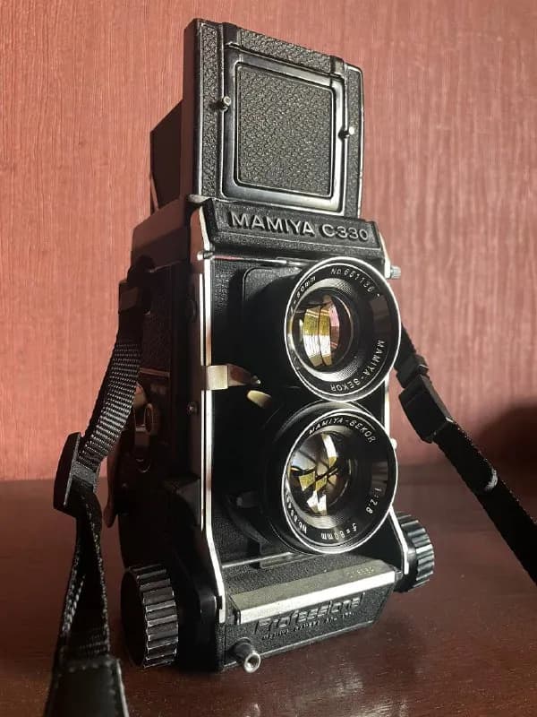 Mamiya C330, объектив Mamiya-sekor 1:2.8, f = 80 — Тбилиси — 1 000 ₾