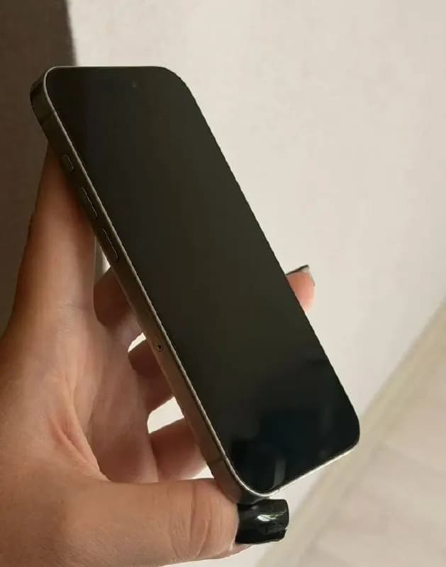 iPhone 15 Pro (256 gb) — Батуми — 1 500 ₾