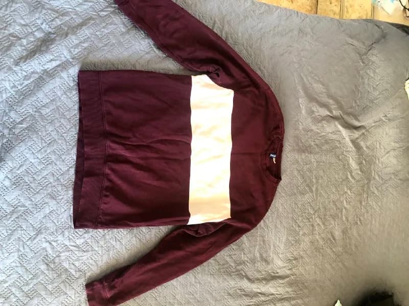 DIVIDED H&m — L, 15 лари — Тбилиси — 15 ₾