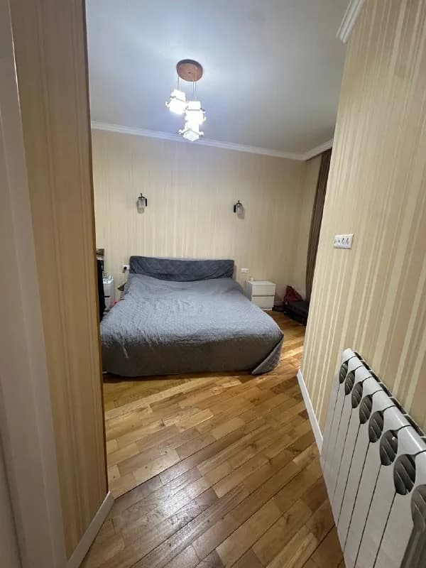2+1, спальни с окнами, 90 кв — Батуми — 500 $