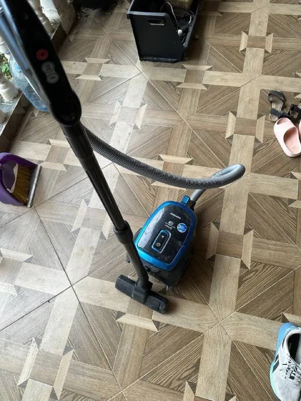 Samsung 1800W, контейнерный. 100 лари. — Тбилиси — 100 ₾