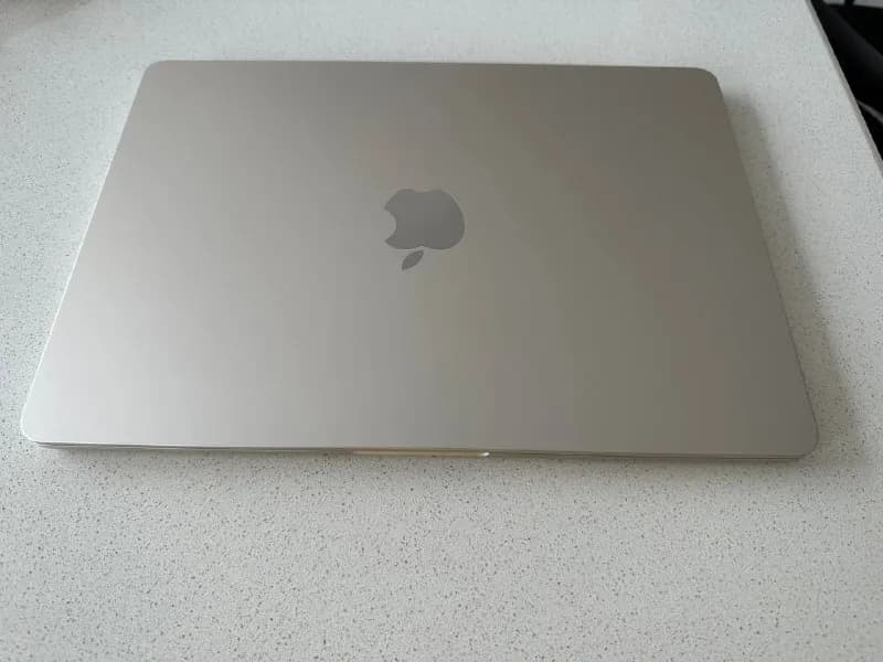 MacBook Air 13.6» — Тбилиси — 1 100 $