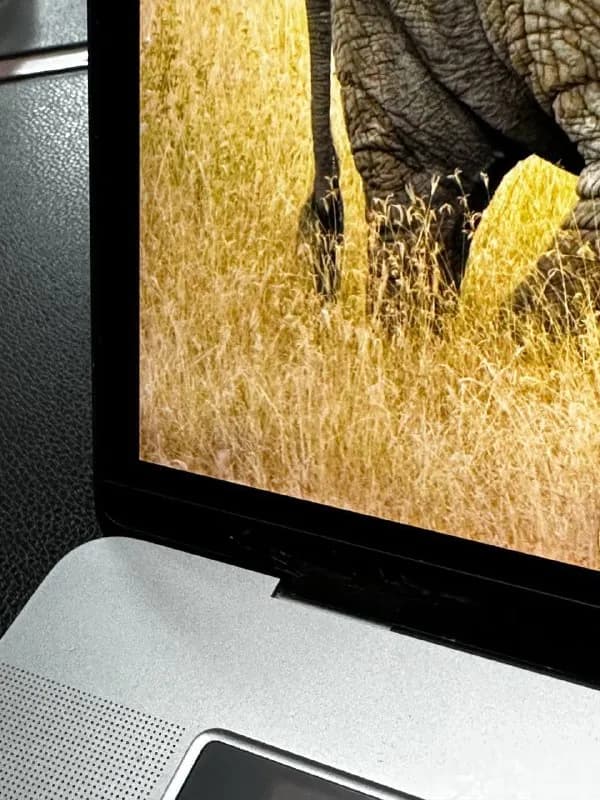 Apple MacBook Pro (15-inch, 2018) с тач баром. ! После 21 сентября объявление будет не актуально! — Тбилиси — 600 $