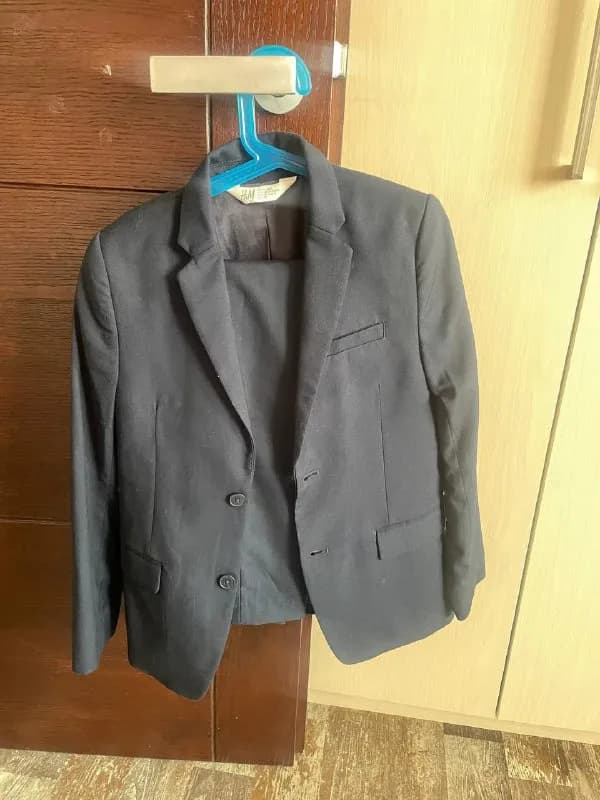 140 H&M в отличном состоянии. — Тбилиси — 55 ₾