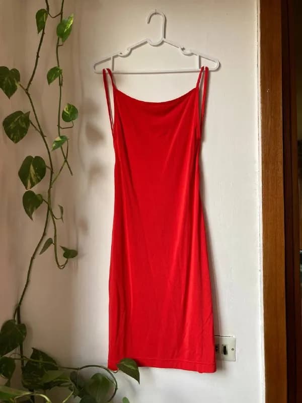 DKNY — Тбилиси — 80 ₾